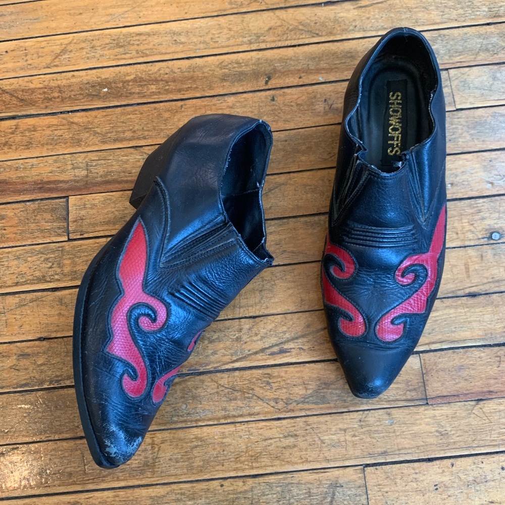 Vintage Western Ankle Boots/Cowboy Grunge Shoes with Red Detail Black Leather